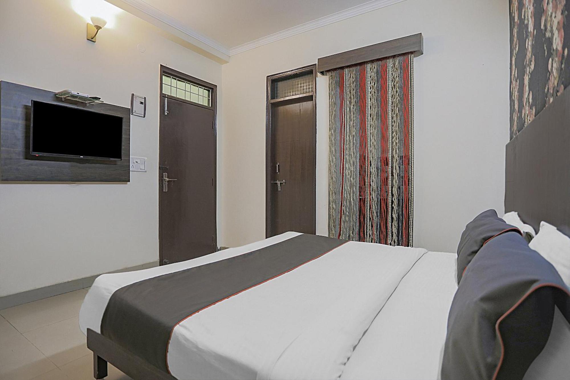 Hotel O Sun Villa New Delhi Exterior photo